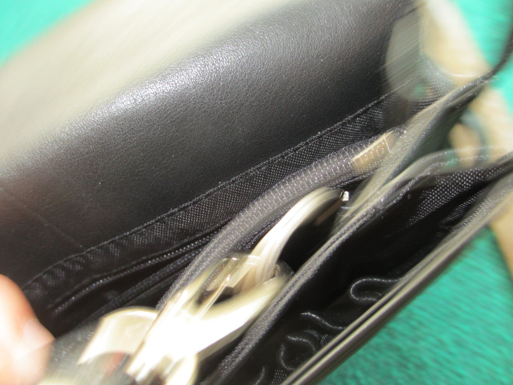 Claudio Ferrici Borse da donna: Claudio Ferrici Handtasche, schwarz – Usato da Herisau venduto da fan_h9qj 2