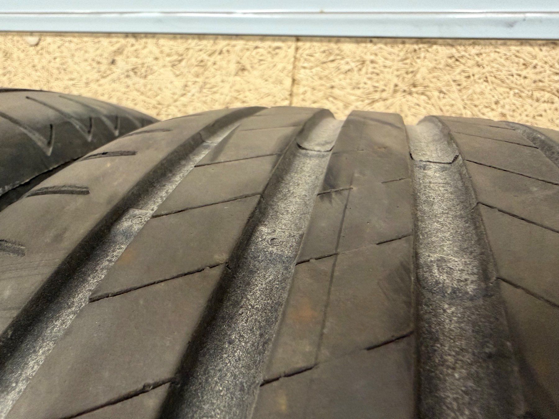 Bridgestone Pneus & Kompletträder: Sommerpneus 18" / Bridgestone – Gebraucht aus Schönried von Bahnhofgarage-Haldi 7