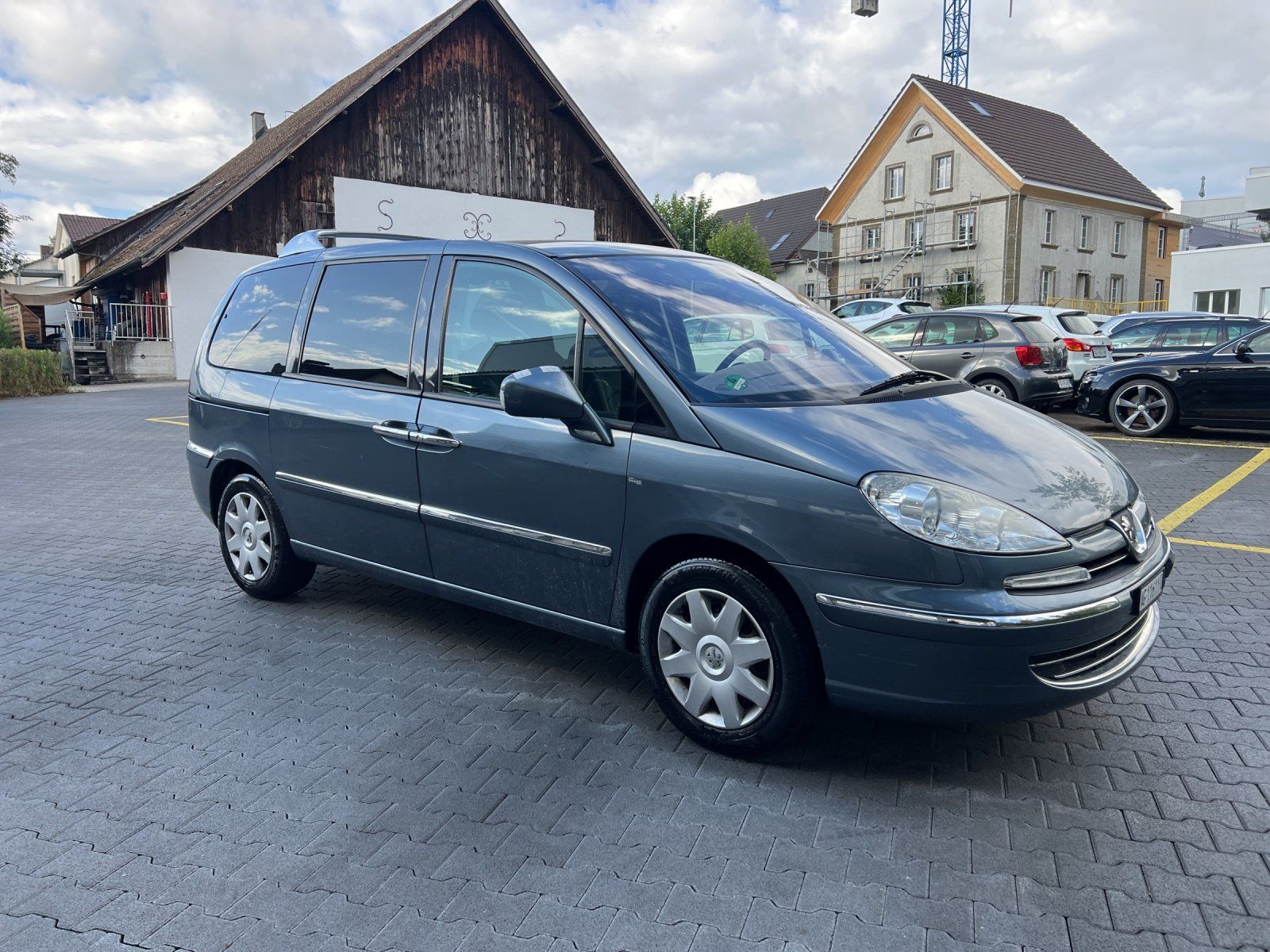 Peugeot Automobili: Peugeot 807 2.0 HDi – Usato da Kölliken venduto da Apollo74 5