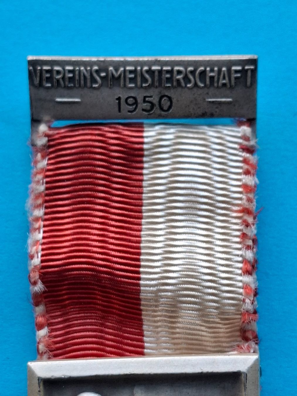 Medaillen: U.O.V.S. 1950 (u699) – Gebraucht aus Schwanden GL von Suvorov 1
