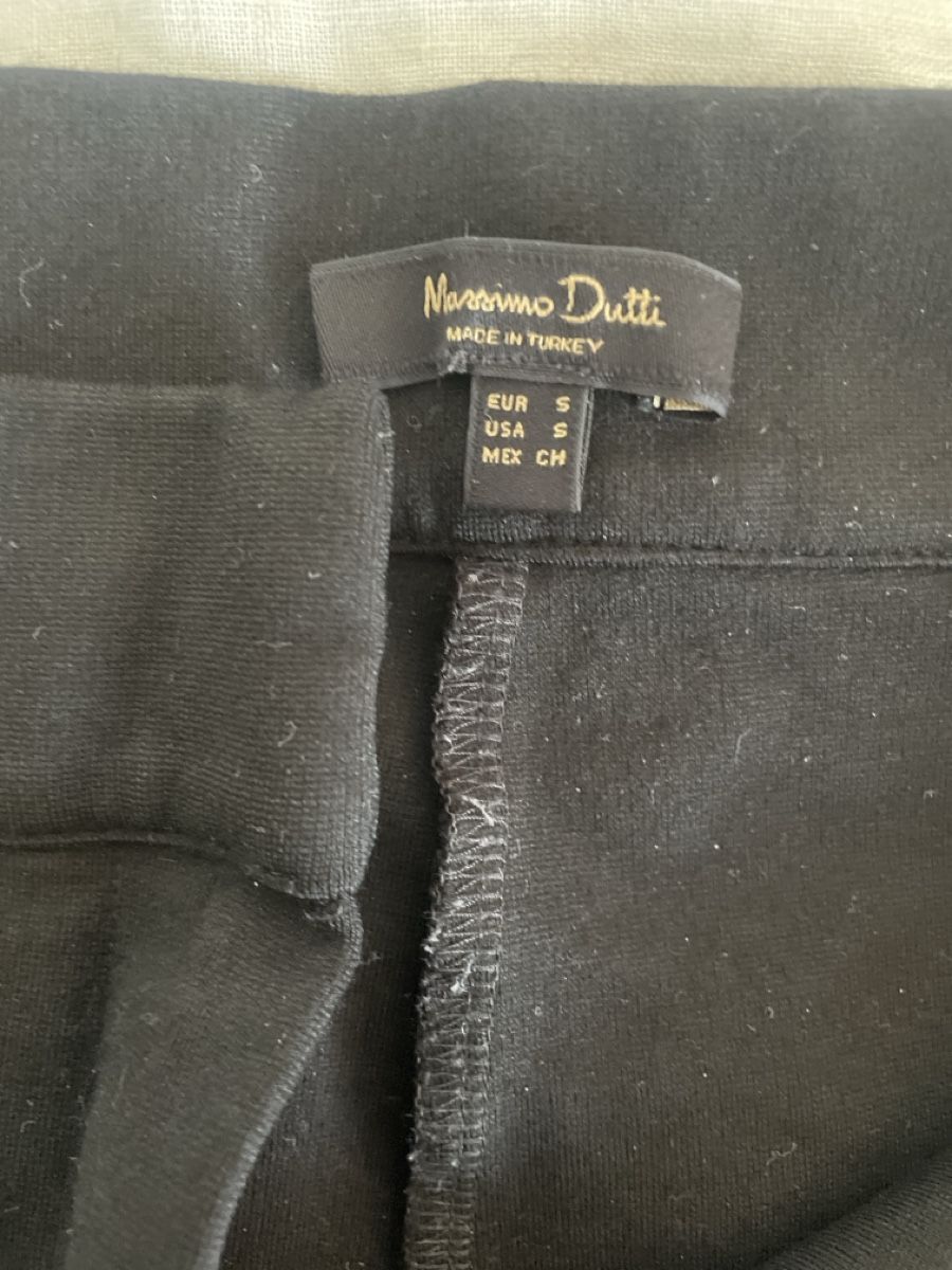 Massimo Dutti Pantaloni: Massimo Dutti Black Flared Trousers - Size S - Elegant! – Usato da Meilen venduto da sop_7ykg 1