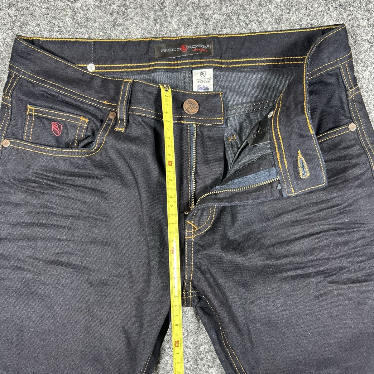 Jeans: Ricco Rossi jeans  – Nuovo (secondo la descrizione) da La Sagne NE venduto da Matlasape 2