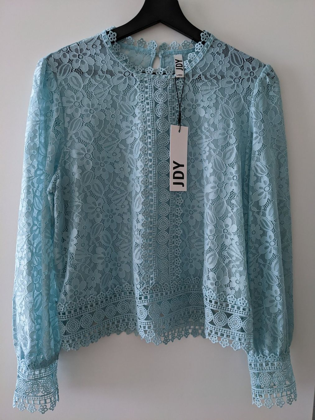 Camicette: Bluse mit Spitzen Gr. L Neu!! – Nuovo (secondo la descrizione) da Benken SG venduto da olga81