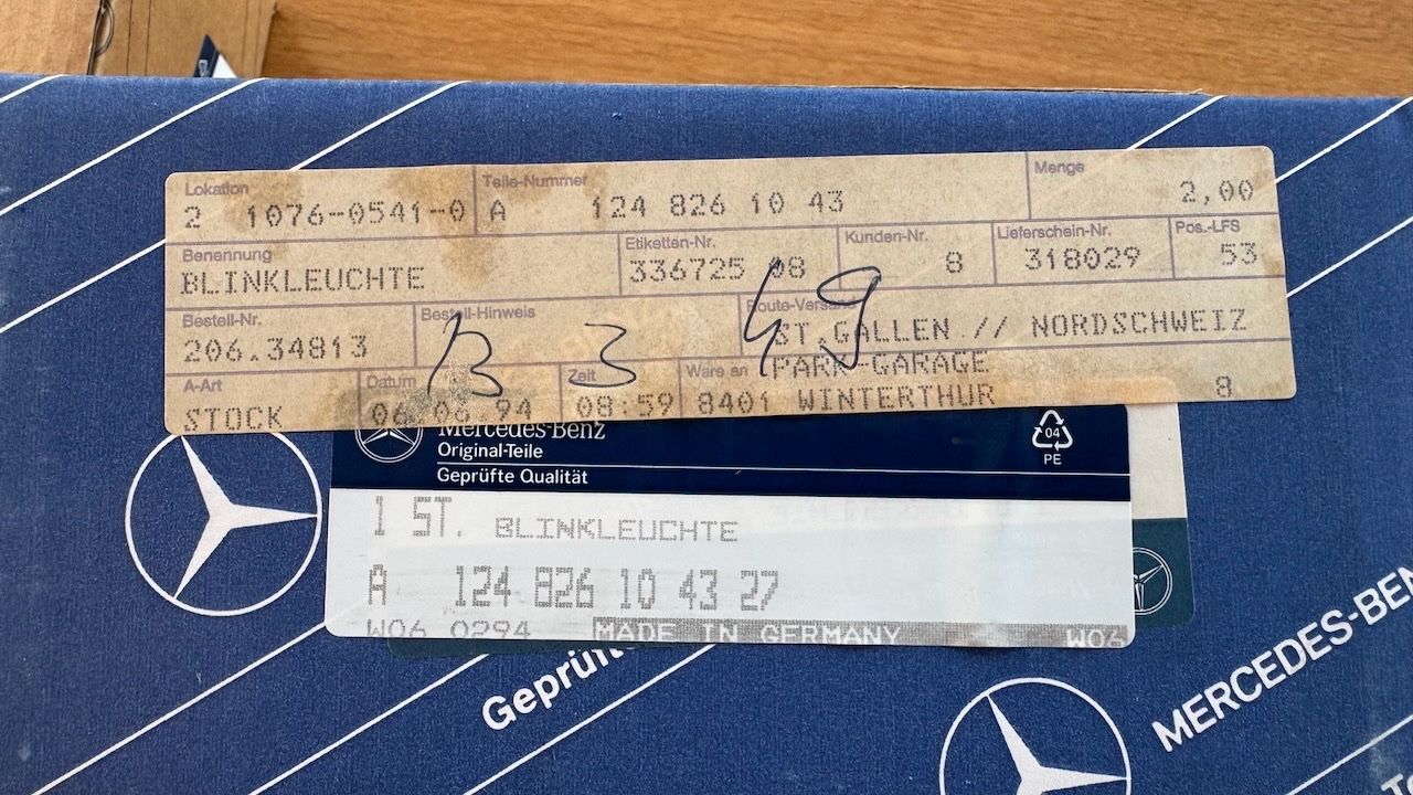 Mercedes-Benz Tutti pezzi di ricambio auto: Blinker Mercedes W124 Original – Usato da Brütten venduto da zhkes 7