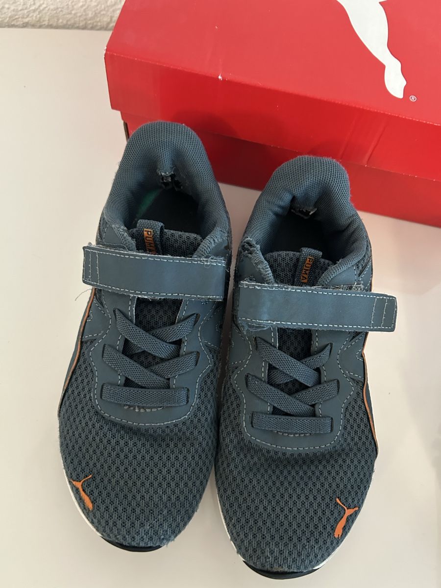 Puma Scarpe per ragazzi: Puma Turnschuhe Junge Schuhe 33 – Usato da St. Gallen venduto da jojan 1