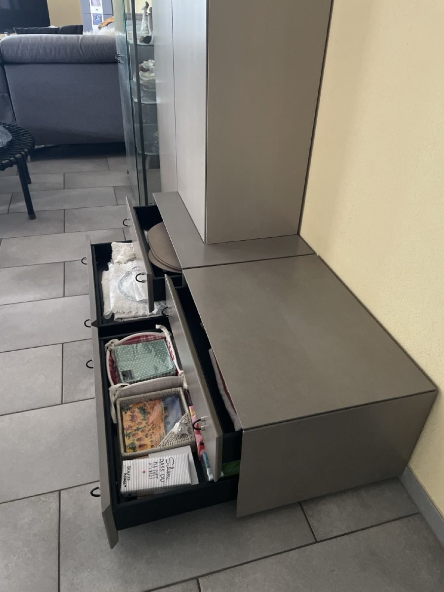 Team By Wellis Cassettiere: Sideboard – Usato da Erlinsbach SO venduto da ass_6gnh 1