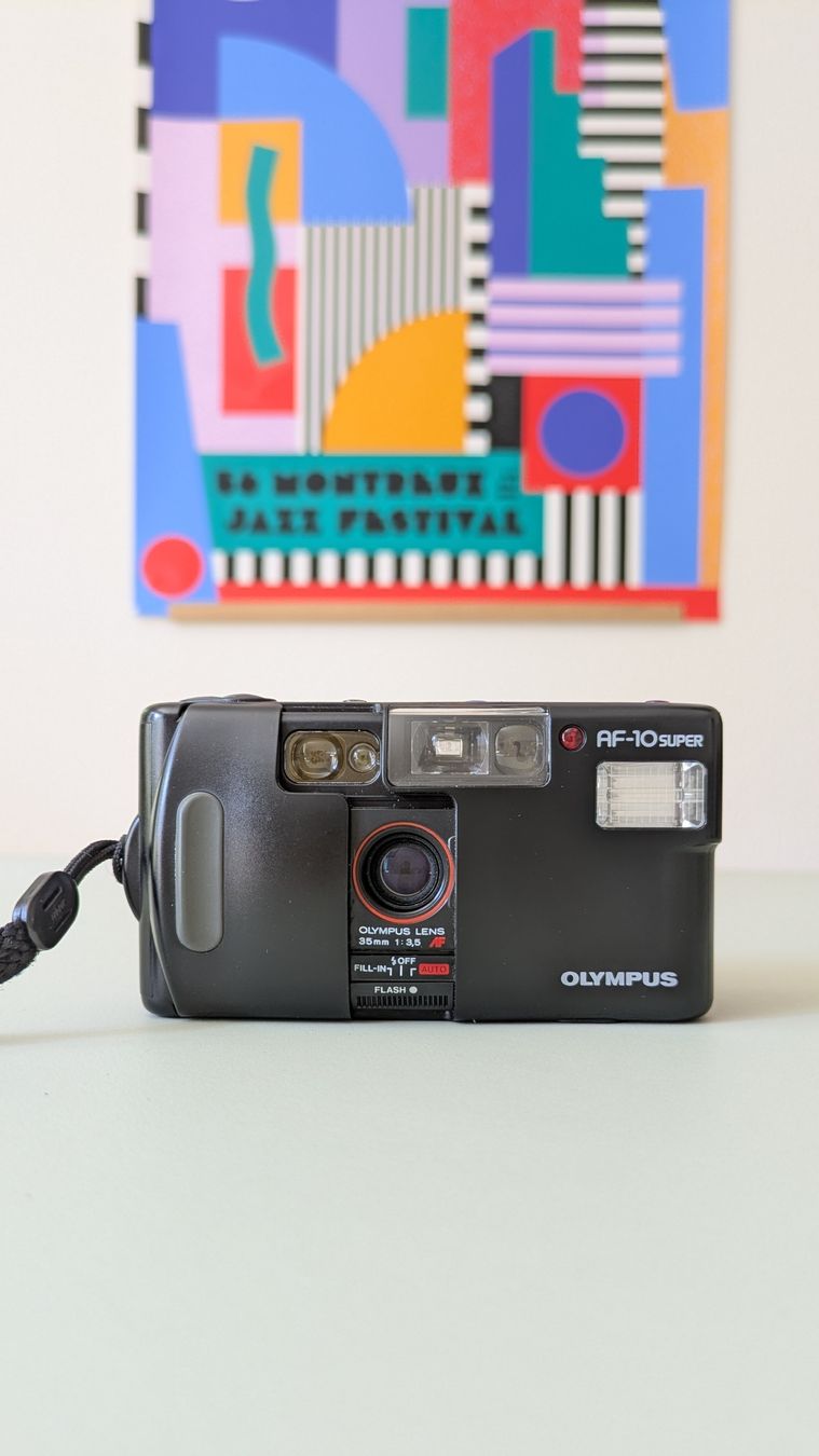 Olympus Fotocamera: Olympus AF-10 Super inkl. Etui – Usato da Zürich venduto da man_pkw6 8