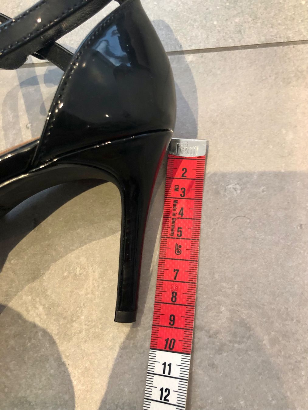 Tamaris Scarpe da donna: Tamaris Sandaletten, Gr. 39, Schwarz – Nuovo (secondo la descrizione) da Buchs AG venduto da bella_nic1 2