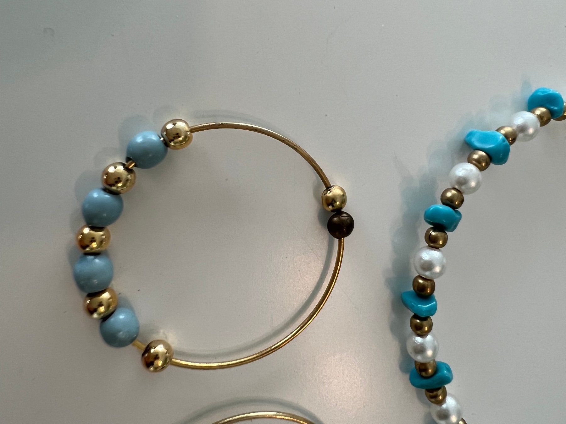 Orecchini pendenti & Orecchini a lobo: Paar wunderschöne Ohrringe und Armband – Usato da Horgen venduto da Esterina 1