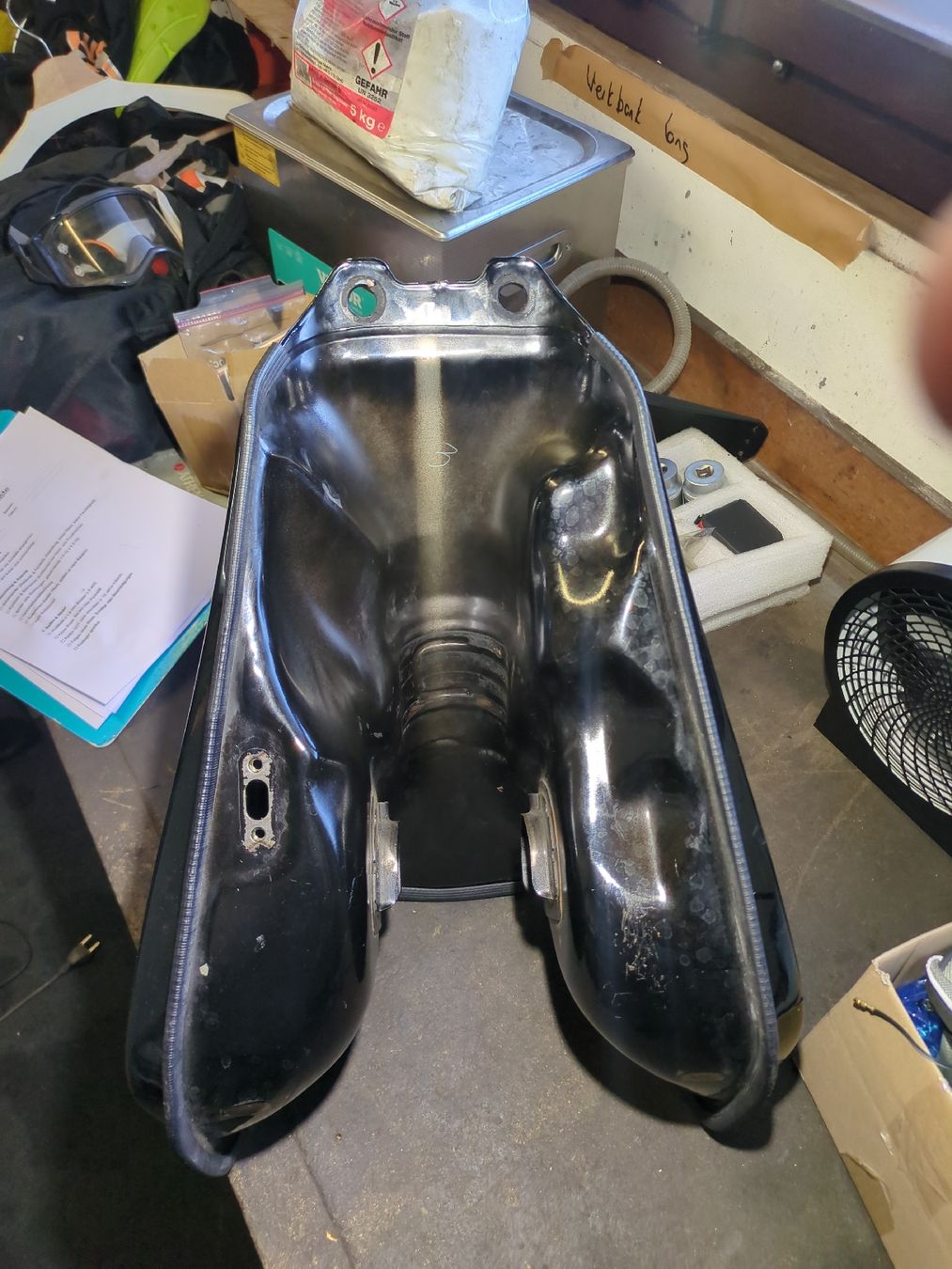 Suzuki Tutti i ricambio per moto: Benzintank Suzuki DR 650 – Usato da Hünenberg venduto da MotoMotto 2