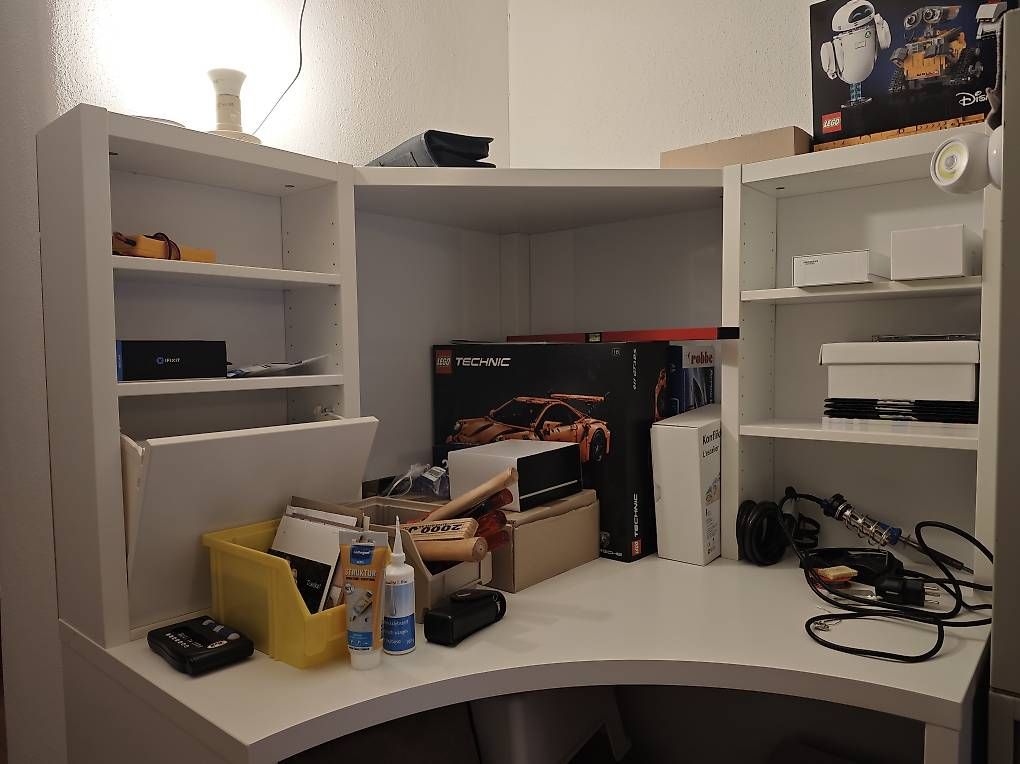Schreibtische: Eckschreibtisch IKEA MICKE – Gebraucht aus Arth von budibudi14 2