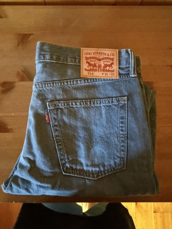 Jean Levi's 514 Straight Fit bleu taille W36 L32