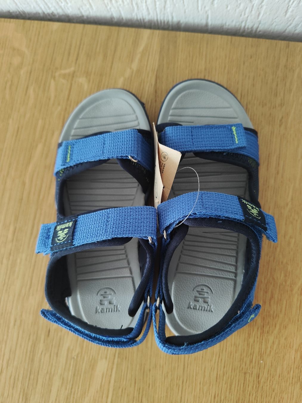 Kamik Schuhe für Jungen: Kamik Sandalen 30 NEU – Neu (gemäss Beschreibung) aus Oberuzwil von Umlobo 2