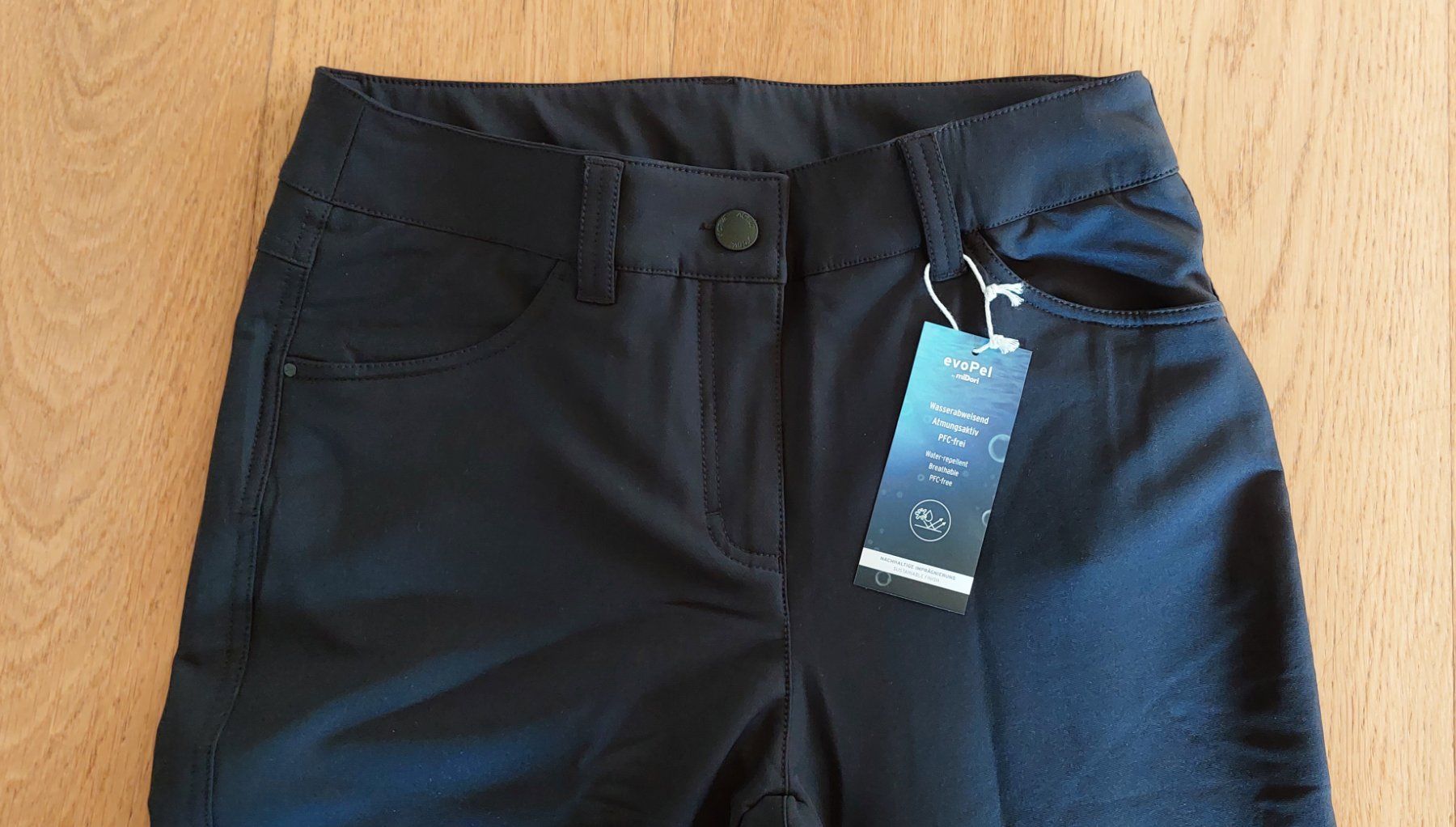 Tchibo Pantaloni: Wanderhose Tchibo Active - NEU, Grösse 36 – Usato da Schlierbach venduto da FeelHappy 2