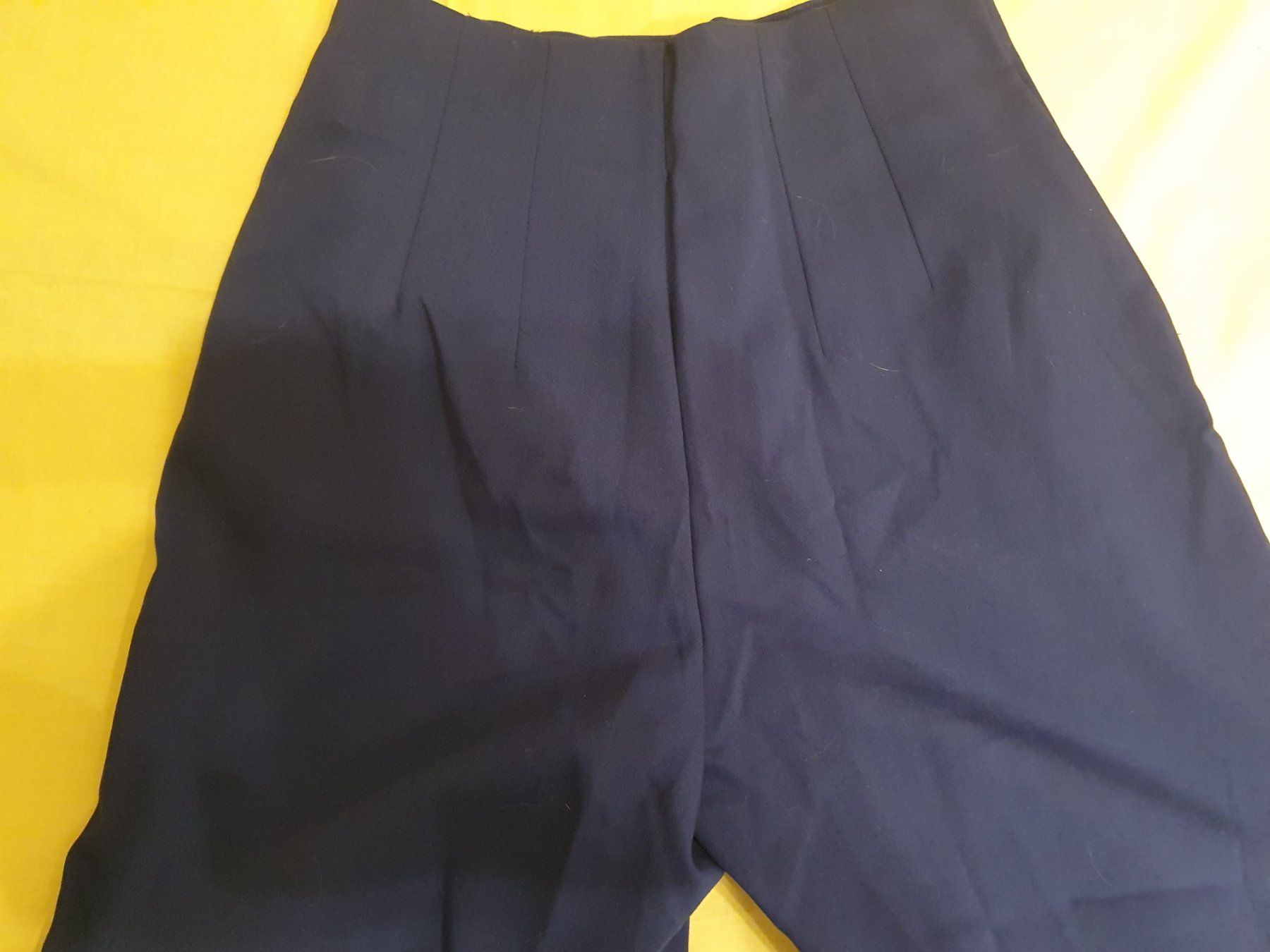 Stradivarius Pantaloni: Hose Stradivarius Gr.34 – Nuovo e nell'imballaggio originale da Kloten venduto da Hektor44 3