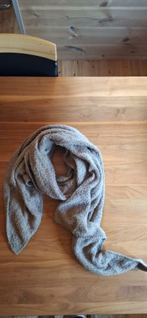 Warmer Winterschal, Strickschal, grau-braun neuwertig!