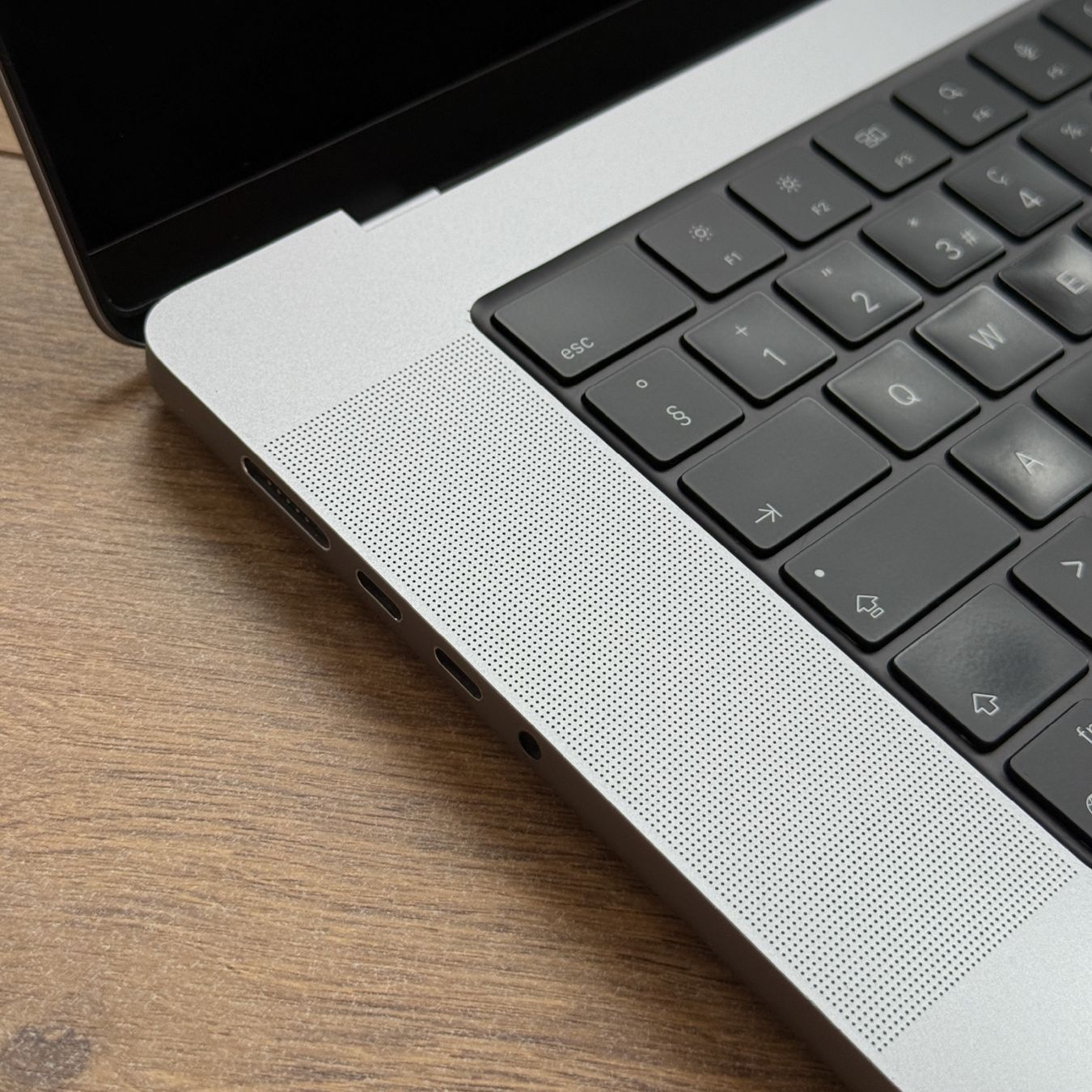 Apple PCs: MacBookPro 16" M1 Max 64gb 1to 2021 – Gebraucht aus Martigny von b_p1 5