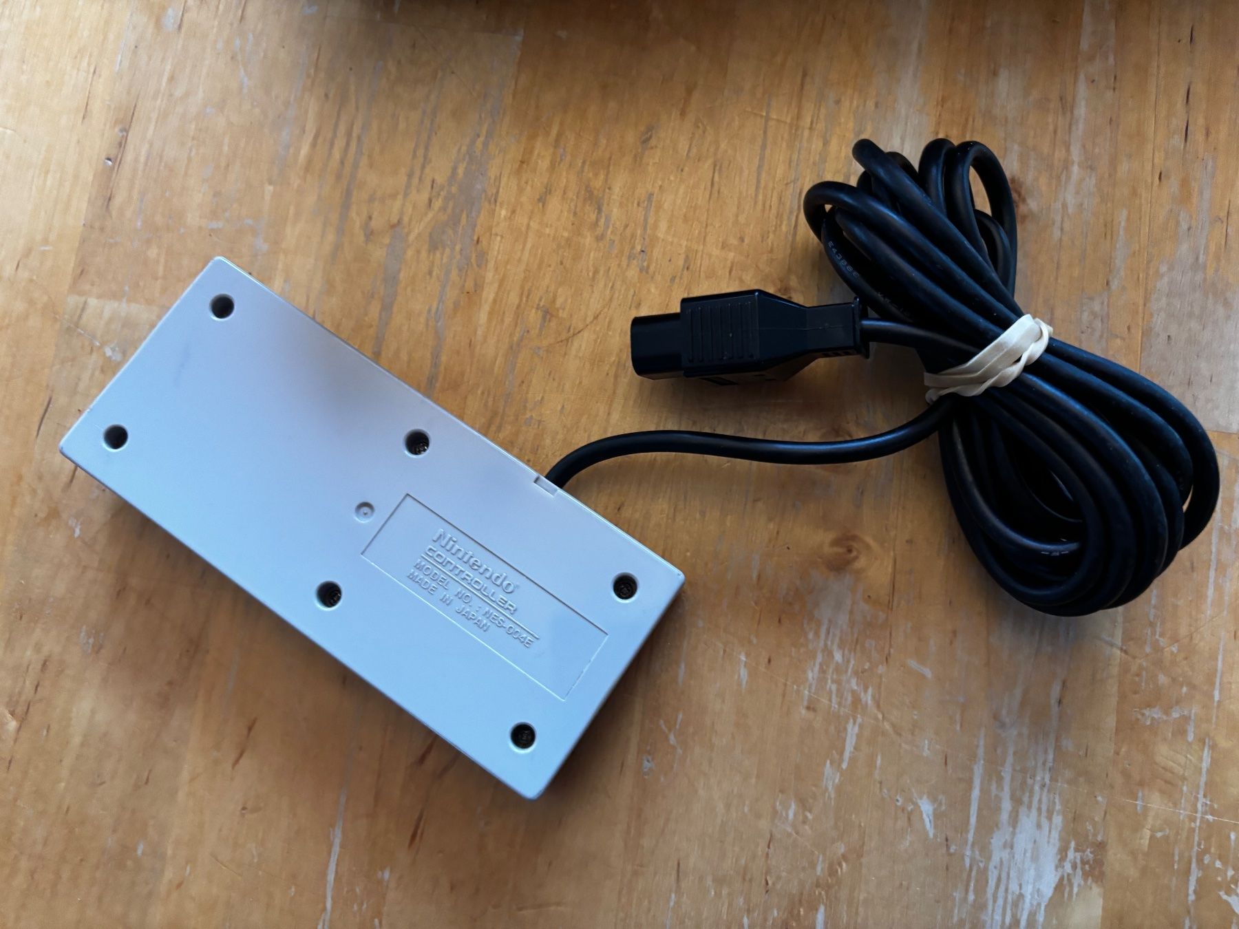 Nintendo Consoles: NES Konsole mit 1 Controller – D'occasion à Frenkendorf par gelbeZinnie 2