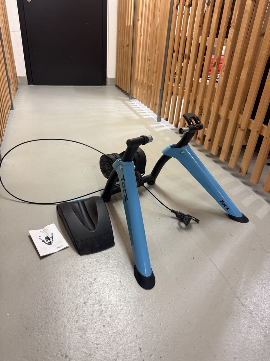 Tacx Hometrainer: Tacx rollentrainer – Usato da Zürich venduto da Elli_zurich 3