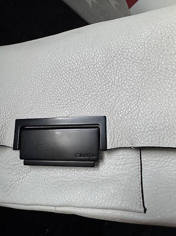 Calvin Klein Taschen für Damen: Calvin Klein Tasche – Gebraucht aus Zürich von danamihaela12 1