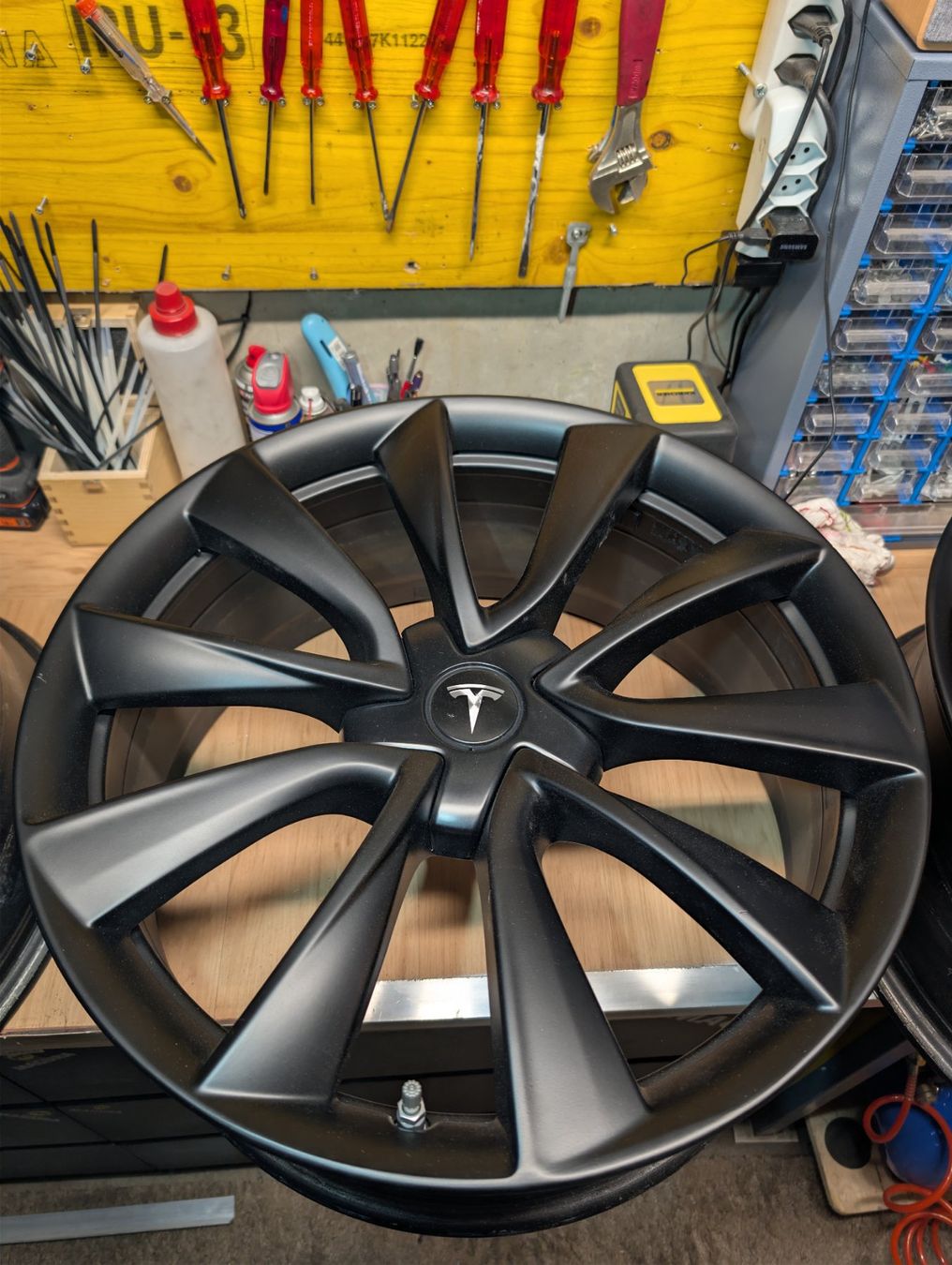 Tesla Cerchioni: Tesla 20 Zoll Performance Felgen – Usato da orpund venduto da kevinlars 2