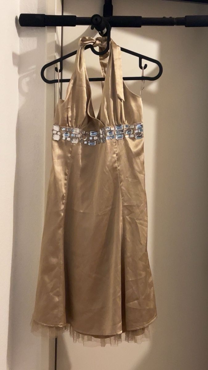Robes: Goldenes Kleid – Neuf (Voir description) à Zürich par sha_207 2