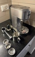 DELONGHI Dedica Duo EC890.M Siebträger Kaffeemaschine