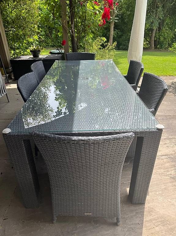 Set di tavolo e panche: Swiss Rattan Gartentisch Set mit 6 Stühlen – Usato da Jonen venduto da mriebe 4