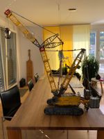 LEGO Raupenkran mit Gittermast Liebherr LR 13000