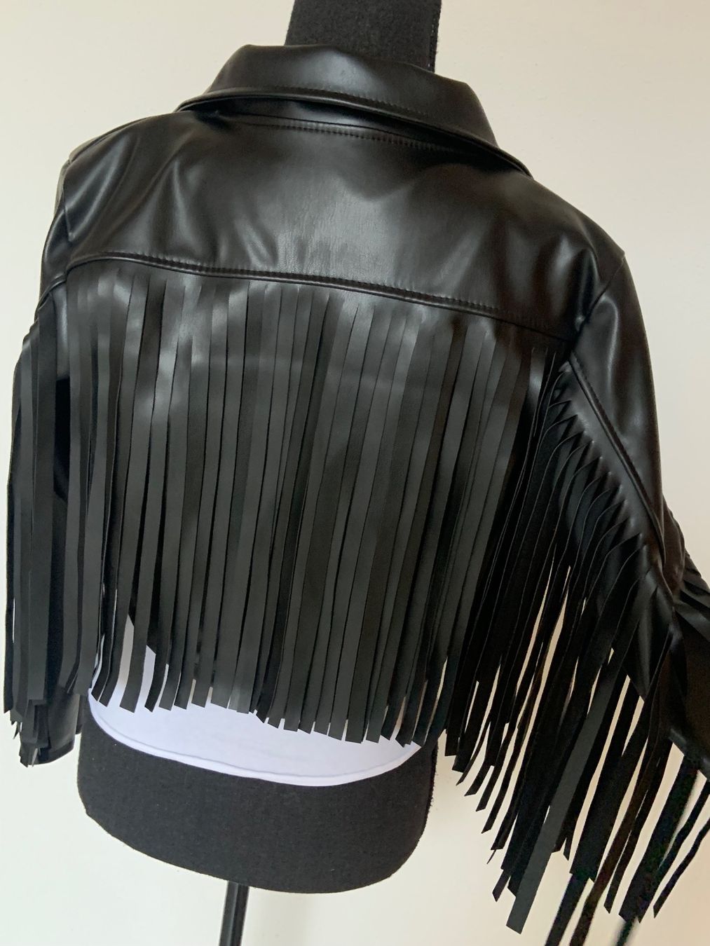 Jacken: Boho / Western Fransenjacke aus Kunstleder – Neu (gemäss Beschreibung) aus Sigriswil von ck56 2