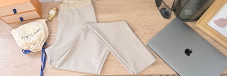 GIVENCHY Beige Legging  – Ceinture Logo Jacquard