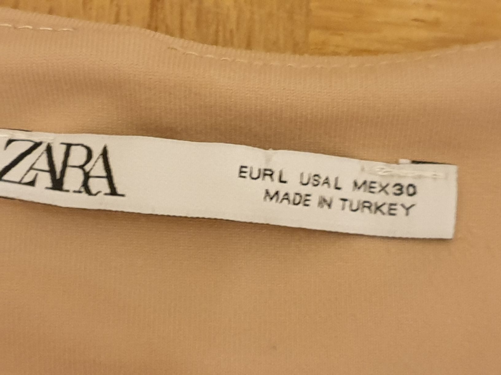 Zara Top: Body, M, Zara, beige, excellent état  – Usato da Neuchâtel venduto da Verenas12 2