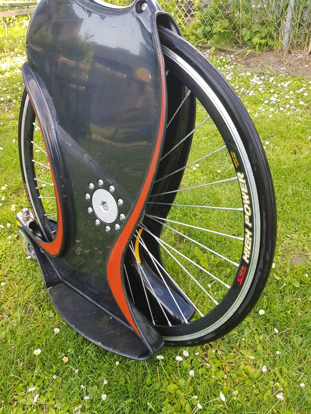 Skateboards: Monocycle Magic Wheel-Symbiose aus Einrad & Skateboard – Usato da Biel / bienne venduto da Sarouch9 2
