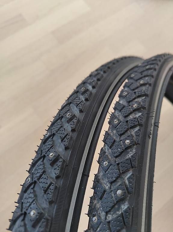 Pneus & Roues: Velo Pneu – D'occasion à Zürich par ZH4all 1