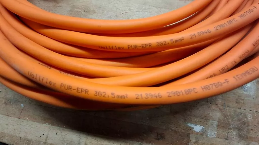 Cavi: Cee kabel – Usato da Neudorf venduto da Kabl 3
