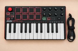 Akai MPK Mini MK3  MIDI Keyboard