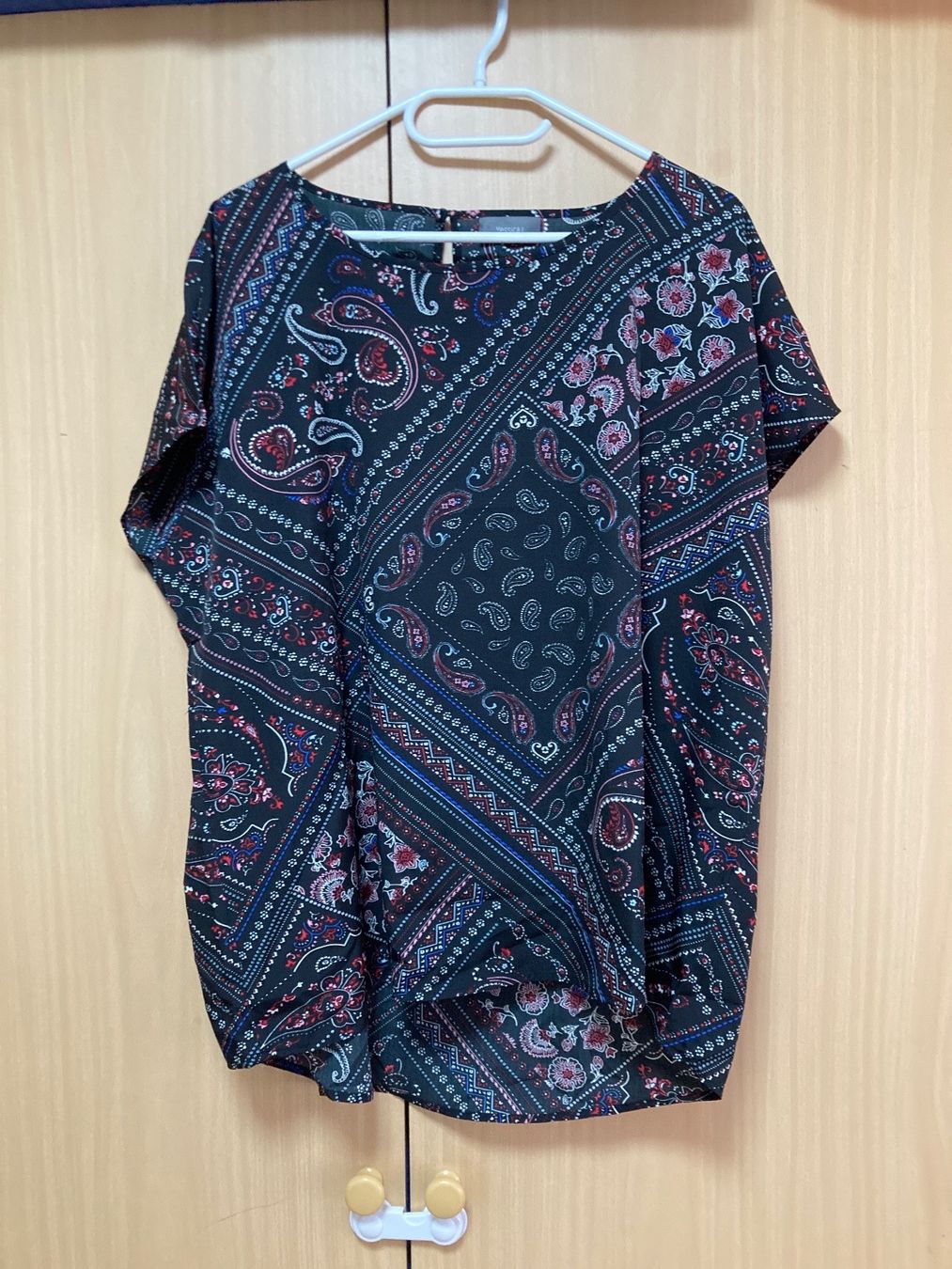 Camicette: Luftig leichte Gemusterte Bluse Gr. XXL – Nuovo (secondo la descrizione) da Thun venduto da Vans_98