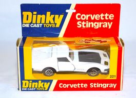 VINTAGE CORVETTE STINGRAY  DINKY TOYS N°221 1:43
