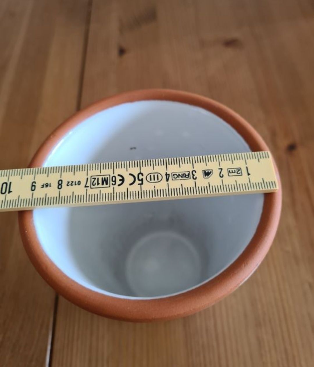 Pots de fleurs: Blumentopf / Vase weiss mit roten Herzen  – D'occasion à Horw par Mirii91 3
