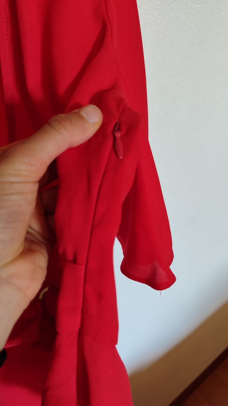 H&M Blusen: Miss Selfridge Bluse, Rot, Gr. 36, NEU! – Neu und originalverpackt aus Brüttisellen von nic_xm7s 2