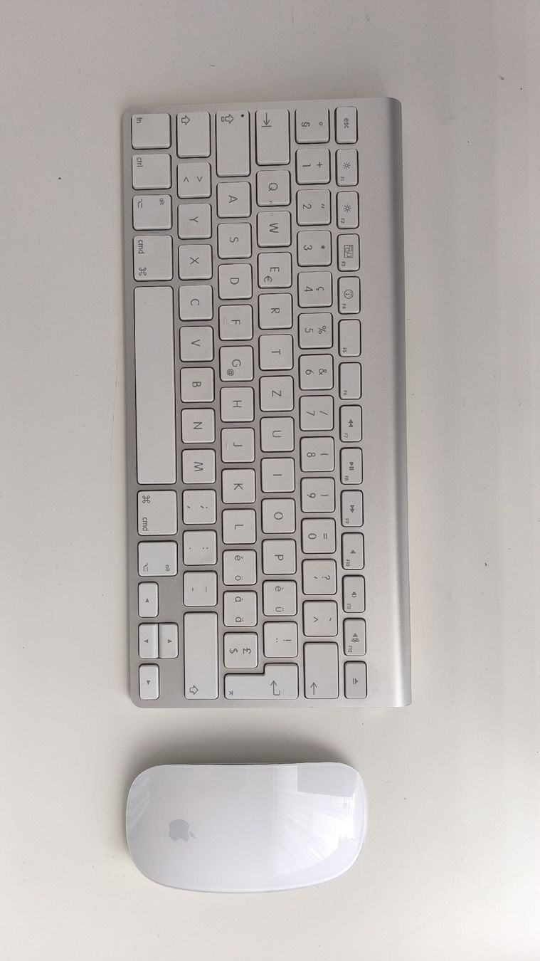 Apple Tastaturen: apple keyboard wirless + mouse – Gebraucht aus Dielsdorf von bra_ncl7