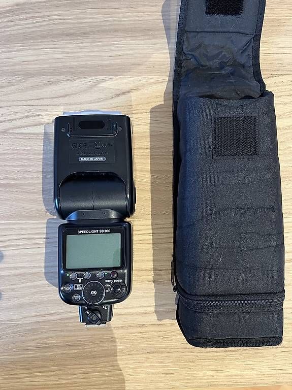 Nikon Flash: Nikon Speedlight SB-900 – Usato da S-chanf venduto da inf_76j7