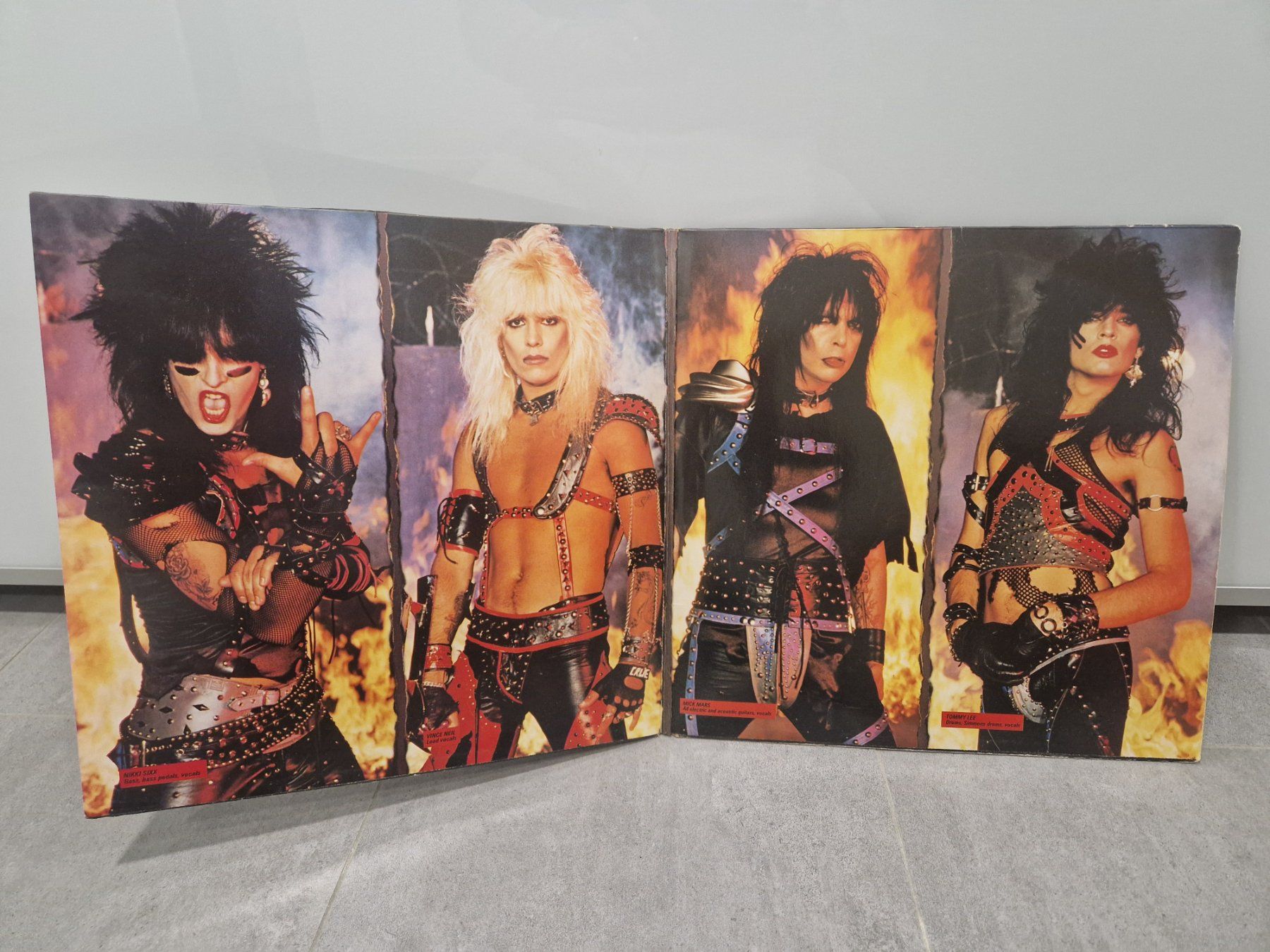 Dischi in vinile: Mötley Crüe LP - Shout At The Devil – Usato da Stetten SH venduto da ExtremMIB 2