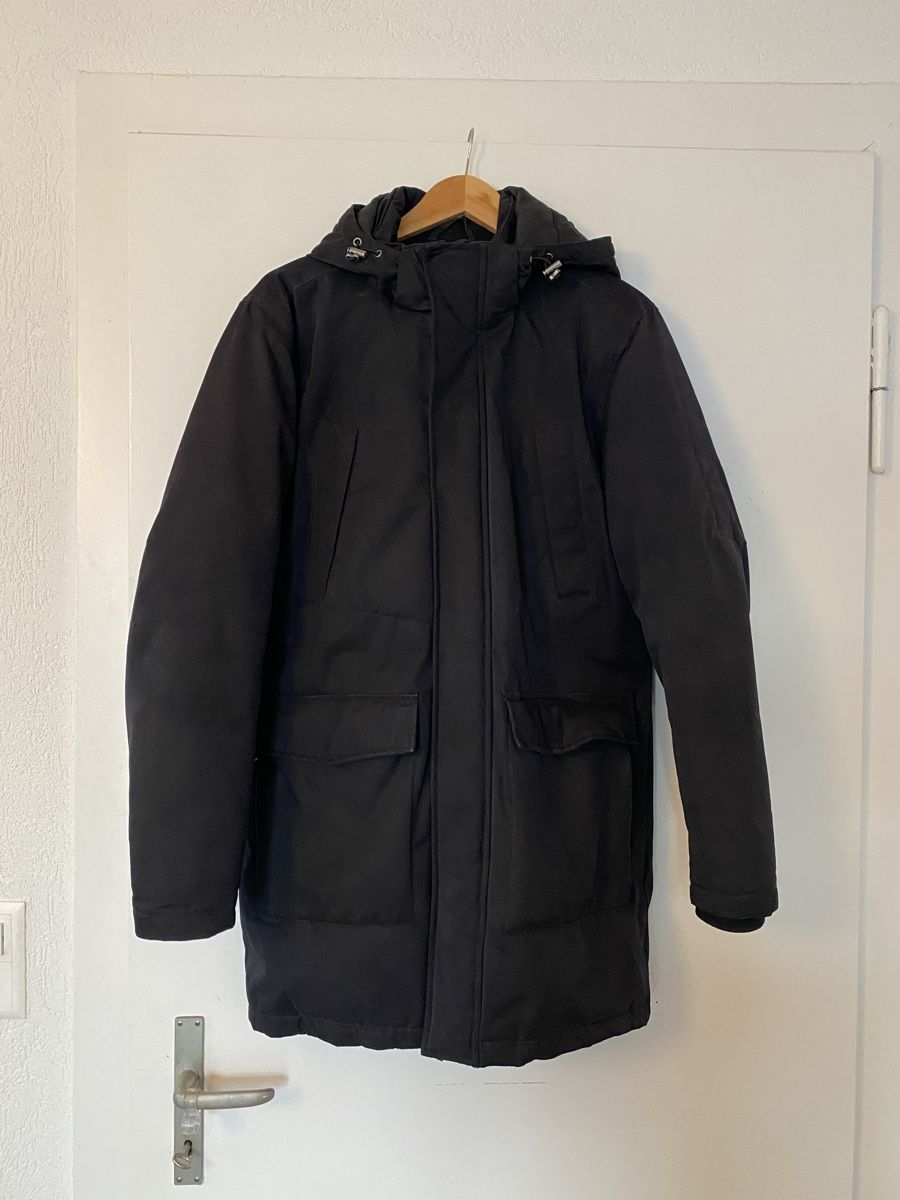 Cappotti: Premium Parka in Schwarz – Usato da Zürich venduto da Uiuiui