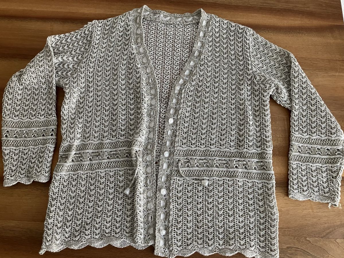 Maglioni & Felpe: Strickjäckchen M/L – Usato da Weiningen ZH venduto da moon-55 1
