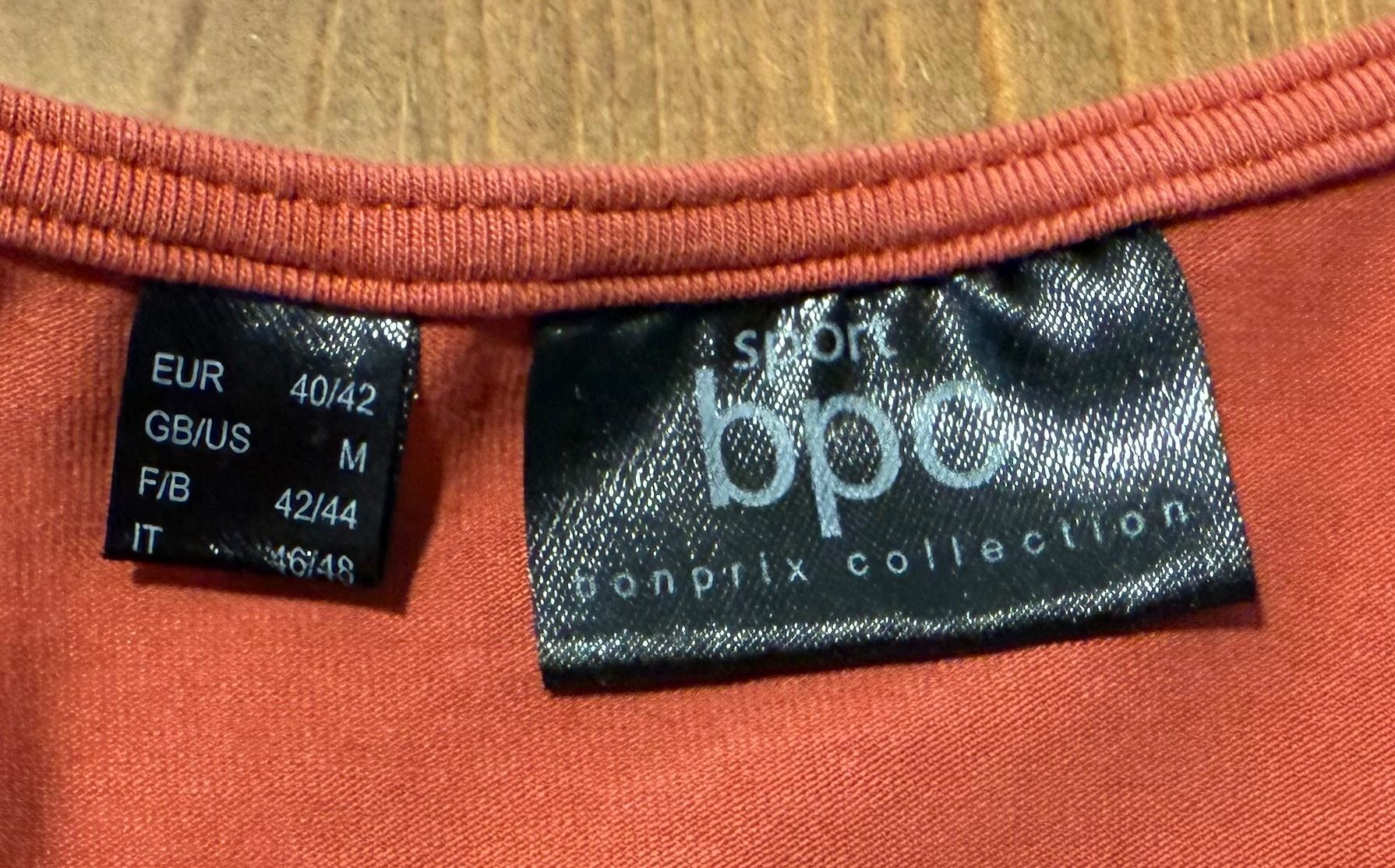 T-shirt: 2er Set bpc Langarmshirts - Grösse 40/42 resp. M – Nuovo (secondo la descrizione) da Altdorf UR venduto da Mini037 4