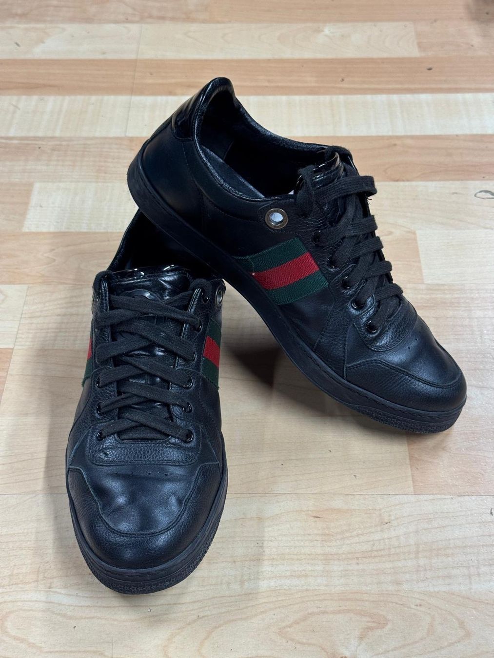 Gucci Chaussures hommes: Gucci Sneaker – D'occasion à Aristau par SwissVolts_Akkus