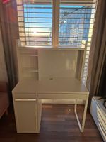Schreibtisch weiss mit Regalaufsatz gebraucht Zustand