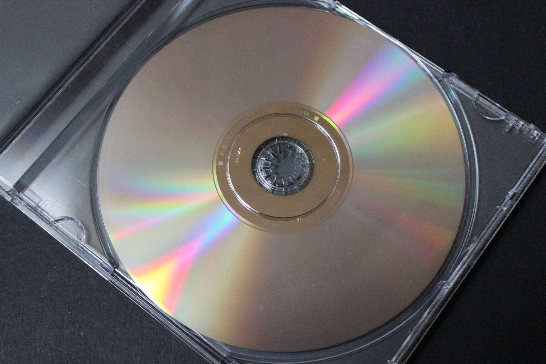 CD: ADELE - 21 (CD) 2011 mit "Someone like you" – Usato da Tübach venduto da JamesStone 4