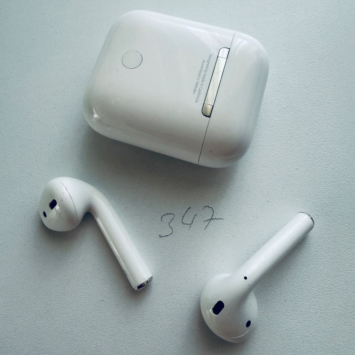 Apple Kopfhörer: Original Apple AirPods 2 Gen. Wireless Kopfhörer & Case – Gebraucht aus Basel von MY.AIRPODS.SHOP 7